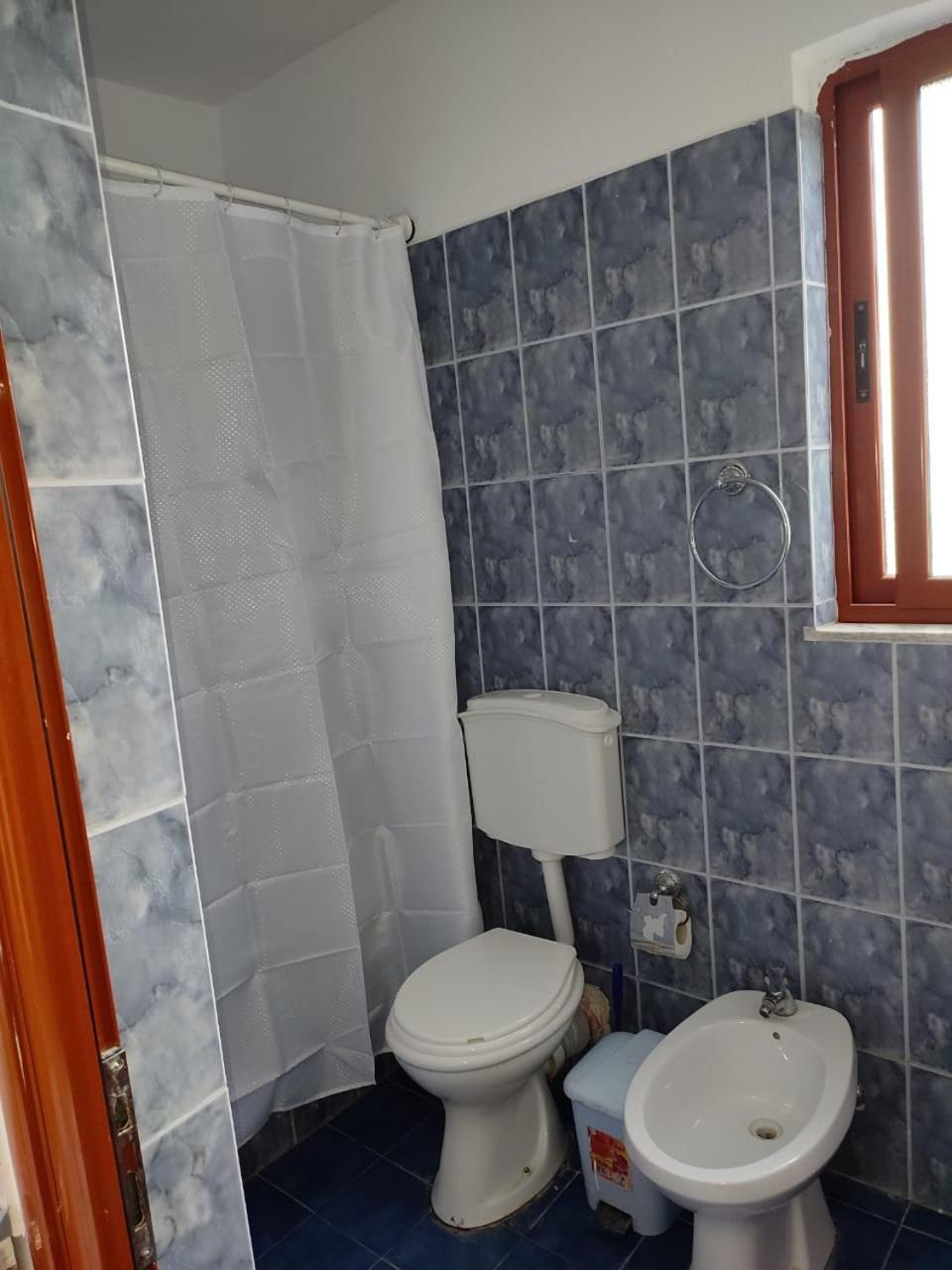 Guest House Eloid Berati Exterior foto